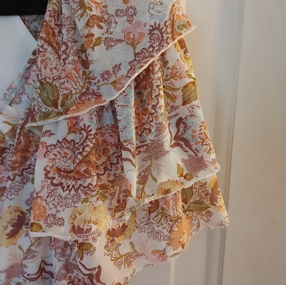 Joie de Vie peasant top Sz XL Orange & gold Paisley ruffled sleeves Boho Flowy - Picture 2 of 5